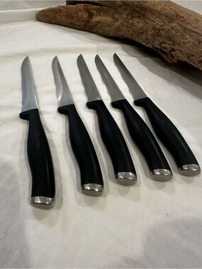 Calphalon Contemporary Steak Knives. Black Handle Steak Knife Set - 5-Piece